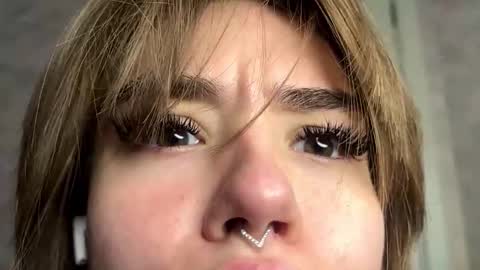 Jinny online show from September 21, 6:09 pm