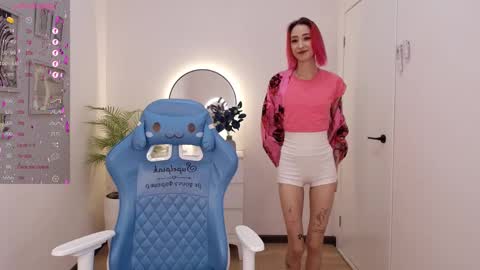 Snapshot of jinx_boom chatting on January 21, 8:41 am jinx_boom online show from January 21, 8:41 am