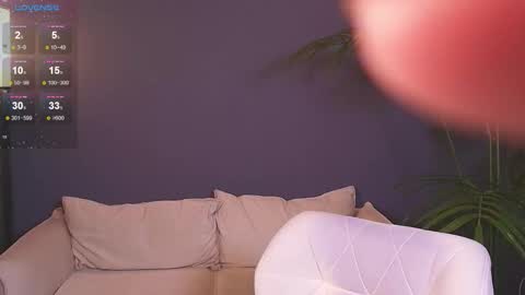 Snapshot of jinx_boom chatting on November 6, 2:34 am jinx_boom online show from November 6, 2:34 am