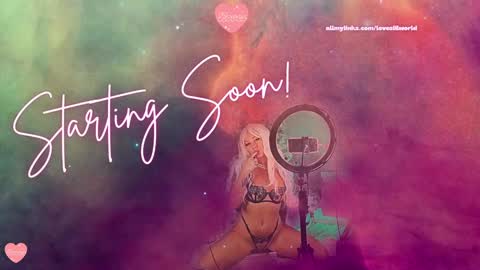 Snapshot of jinxy_loves chatting on December 22, 10:40 pm jinxy loves online show from December 22, 10:40 pm