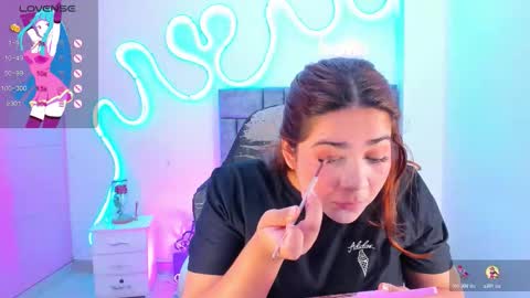 kim online show from November 5, 1:11 pm