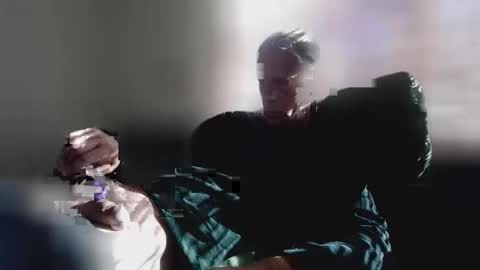 Snapshot of jizzmitten5 chatting on November 23, 8:30 pm jizzmitten5 online show from November 23, 8:30 pm