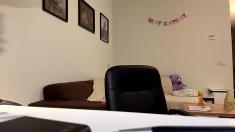 Snapshot of jjd8 chatting on November 15, 9:54 pm jjd8 online show from November 15, 9:54 pm