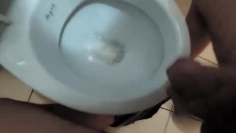 Snapshot of jjj963733 chatting on November 25, 9:31 am jjj963733 online show from November 25, 9:31 am