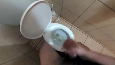 Snapshot of jjj963733 chatting on November 26, 1:23 pm jjj963733 online show from November 26, 1:23 pm