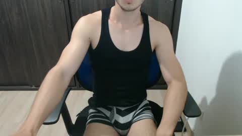 Snapshot of jjrod91 chatting on February 20, 1:36 am Jon online show from February 20, 1:36 am