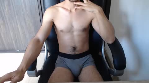 Snapshot of jjrod91 chatting on February 23, 3:08 pm Jon online show from February 23, 3:08 pm