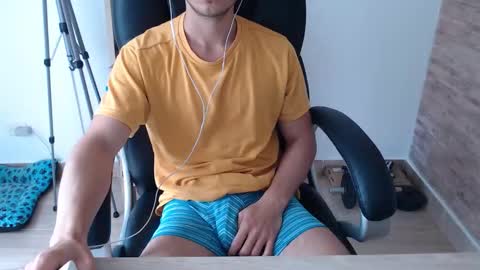 Snapshot of jjrod91 chatting on September 30, 3:28 pm Jon online show from September 30, 3:28 pm