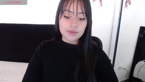 Snapshot of jjulietha95 chatting on October 25, 12:34 pm Julieta online show from October 25, 12:34 pm