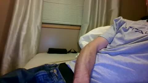 Snapshot of jkr0214 chatting on December 1, 12:59 am dady101-18 online show from December 1, 12:59 am