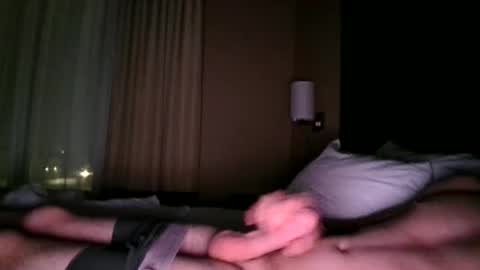 Snapshot of jkr0214 chatting on December 2, 5:57 am dady101-18 online show from December 2, 5:57 am