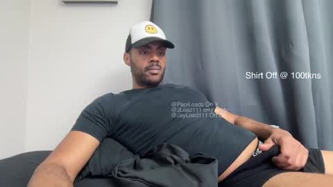 Snapshot of jloads_ chatting on November 30, 12:03 am Jay Load online show from November 30, 12:03 am