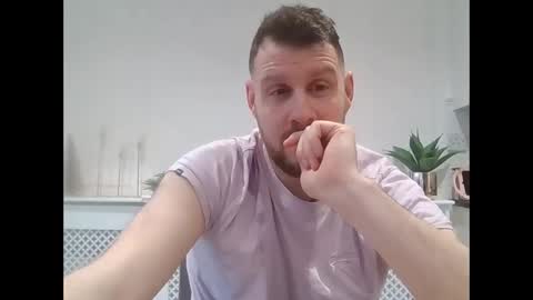 jmakk99 online show from December 17, 9:50 am