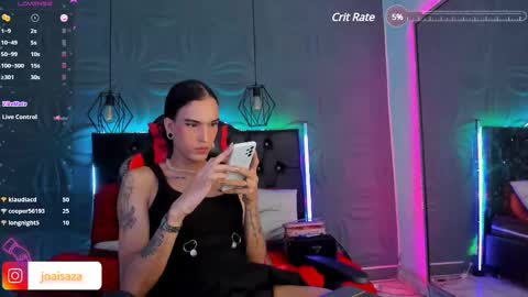 Joa Isaza     online show from March 10, 7:53 am