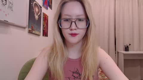 joan_kiss online show from March 23, 9:52 pm