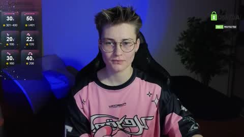 Snapshot of joan_night chatting on November 3, 9:27 pm J online show from November 3, 9:27 pm