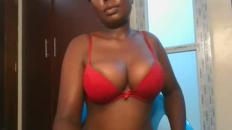 Snapshot of joankein_255 chatting on December 3, 7:05 am varl online show from December 3, 7:05 am