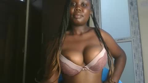 Snapshot of joankein_255 chatting on December 17, 5:46 am varl online show from December 17, 5:46 am