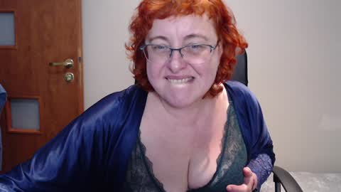 Snapshot of joannaandneighbour chatting on December 23, 1:13 pm Joanna and Greg online show from December 23, 1:13 pm