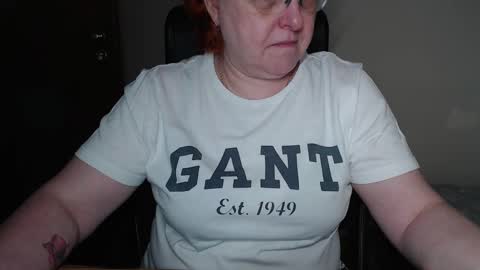 Snapshot of joannaandneighbour chatting on March 4, 8:02 am Joanna and Greg online show from March 4, 8:02 am