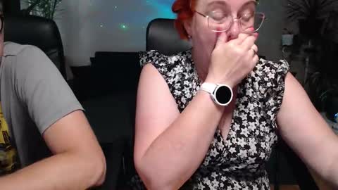 Snapshot of joannaandneighbour chatting on September 9, 9:31 am Joanna and Greg online show from September 9, 9:31 am