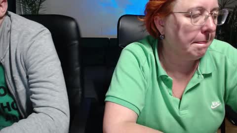 Snapshot of joannaandneighbour chatting on October 14, 7:53 am Joanna and Greg online show from October 14, 7:53 am
