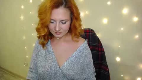 Snapshot of joanne_star chatting on November 8, 2:39 pm SweetGinger online show from November 8, 2:39 pm