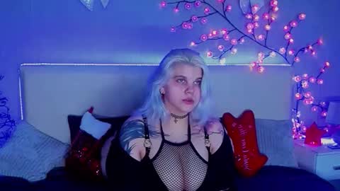 Joann online show from December 16, 7:52 pm