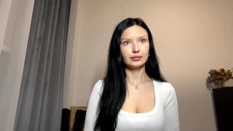 Joan online show from April 20, 7:04 pm