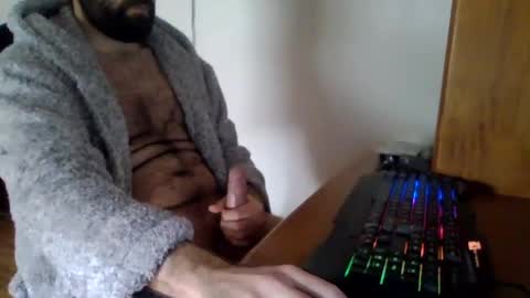 joaodias_18 online show from March 3, 2:48 pm