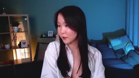 Snapshot of jocelyn_lane chatting on January 29, 12:24 pm Amina online show from January 29, 12:24 pm