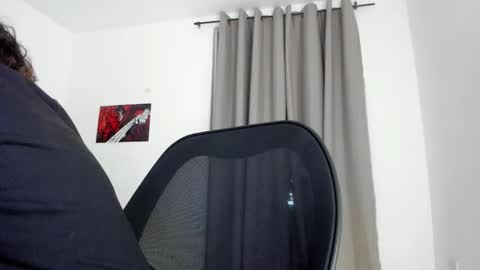 Snapshot of joe23___ chatting on October 6, 2:53 am Joe online show from October 6, 2:53 am