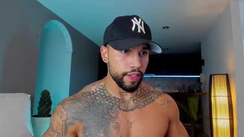 joe_esthetic online show from February 22, 2:39 am