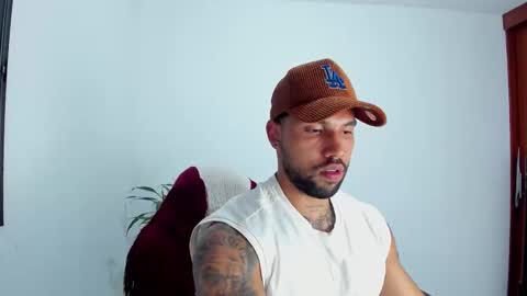 joe_esthetic online show from November 5, 1:16 am