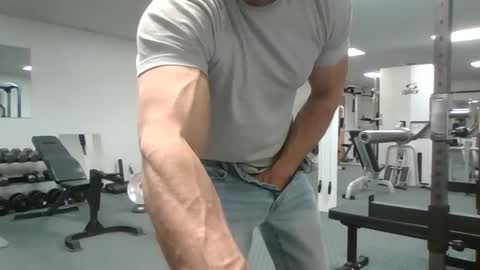 joe_smith5679 online show from December 19, 9:11 pm