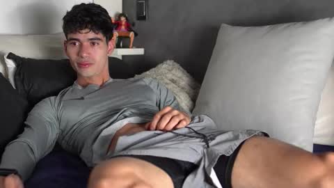 Snapshot of joe_steel1 chatting on December 13, 10:26 pm joe_steel1 online show from December 13, 10:26 pm