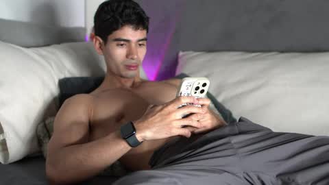 joe_steel1 online show from May 7, 10:04 pm