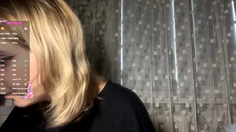 Aurora online show from February 11, 7:24 am