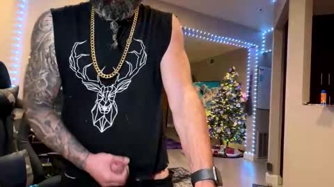 Snapshot of joebarizian chatting on December 1, 11:48 am joebarizian online show from December 1, 11:48 am