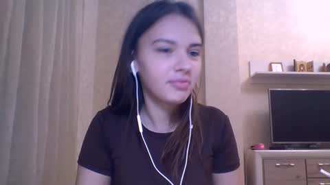 Jennifer online show from October 30, 5:35 pm