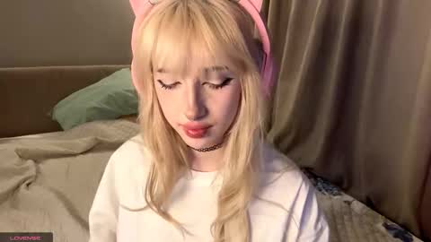 Amaya online show from November 11, 3:56 pm