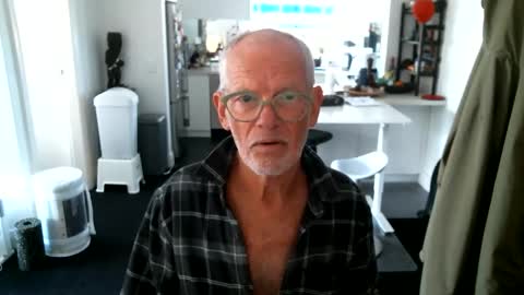 Joenegroni online show from November 23, 3:28 am