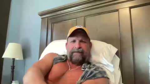 joestros online show from October 10, 8:08 pm