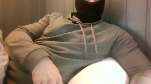 joeybanan online show from March 2, 12:22 pm