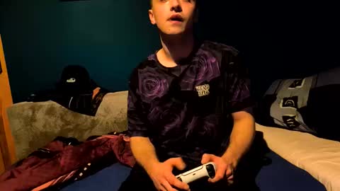 Snapshot of joffrey69v420 chatting on November 10, 12:20 am - Quantum - online show from November 10, 12:20 am