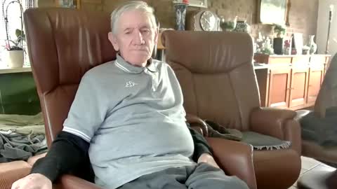 Snapshot of johan7_heet chatting on January 25, 1:30 pm johan7 heet online show from January 25, 1:30 pm