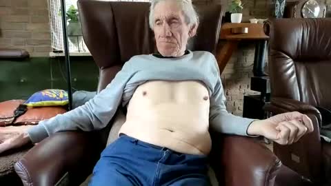 johan7 heet online show from April 15, 1:51 pm