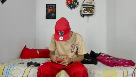 johan_and_antonella online show from December 7, 3:58 am