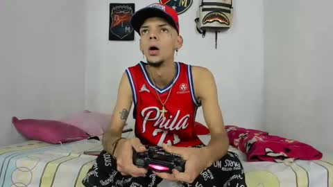 johan_and_antonella online show from December 11, 7:36 pm