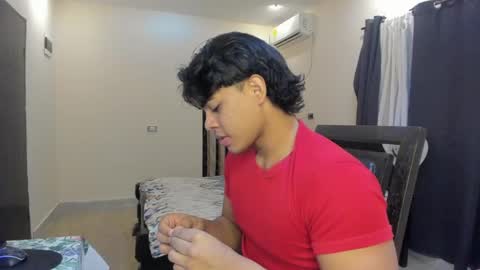 Johan Beley online show from February 16, 2:10 pm